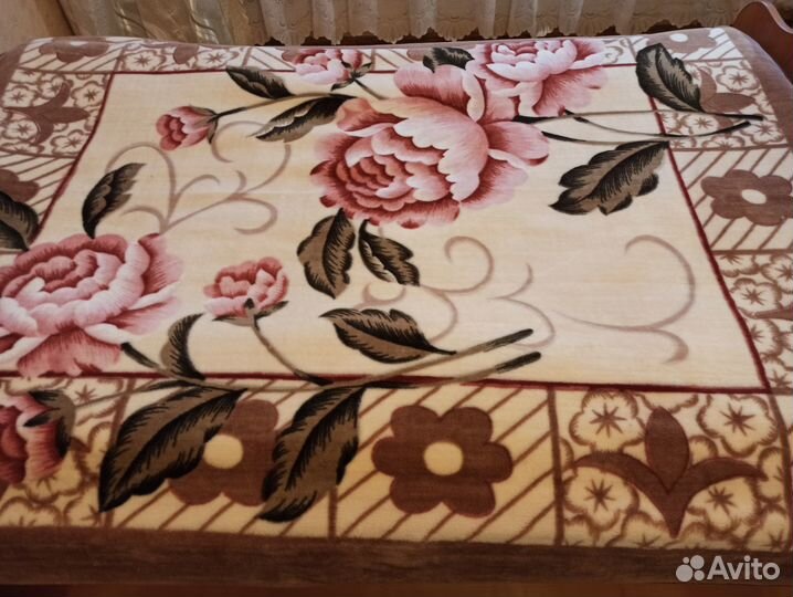 Продам покрывало,плед накидка на диван кровать