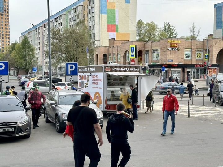 Торговая площадь для нто рядом с ТЦ, 12 м²