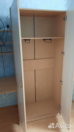 Стенка (уголок) для школьника с письменным столом