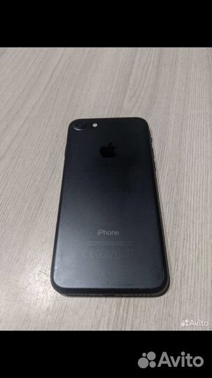 Телефон iPhone 7 128gb