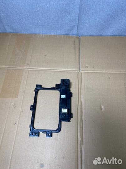 Блок управления переключения АКПП LexusLX 570