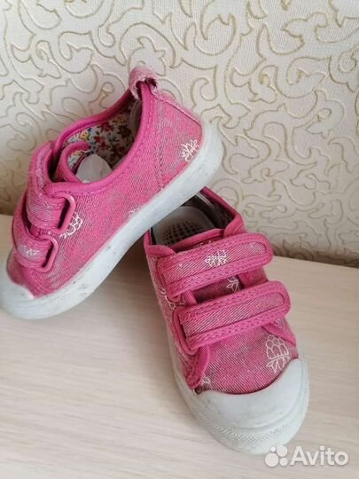 Слипоны Капика 25