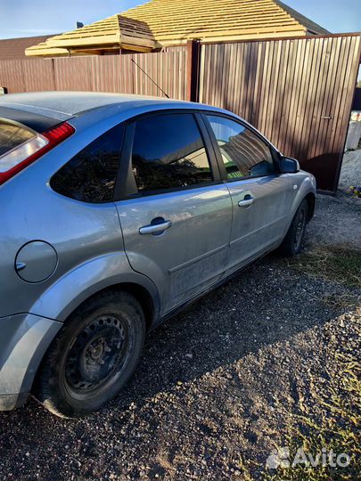 Ford Focus 2.0 МТ, 2005, 179 920 км