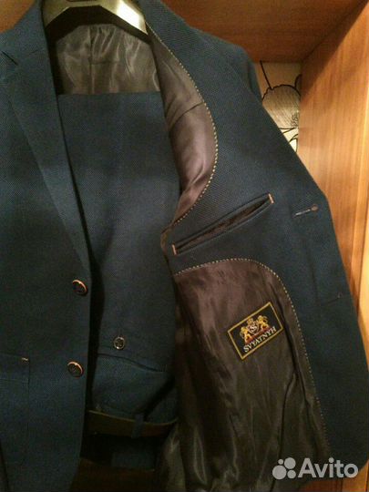 Костюм школьный