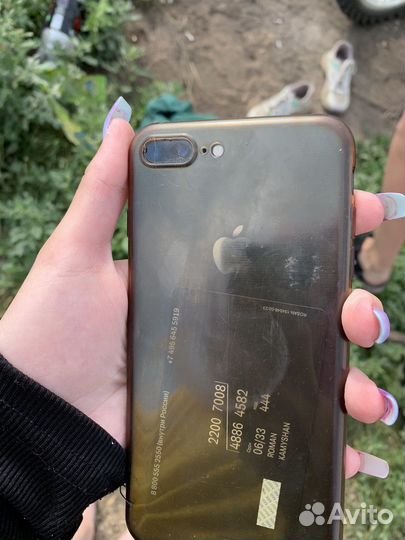 Телефон iPhone 8 plus