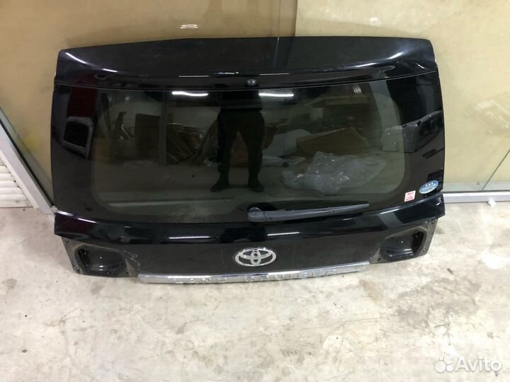 Крышка багажника в сборе Land Cruiser 200 16-21