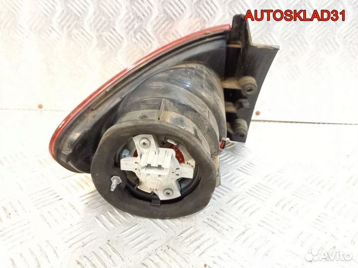 Фонарь задний правый Seat Altea 5P0945112