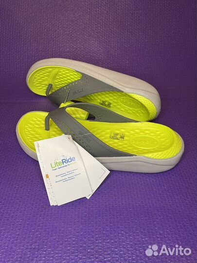 Сланцы Crocs LiteRide Flip Slate Grey/Light Green