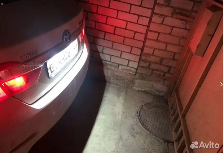 Подсветка номера Toyota Camry Corolla Prius Yaris