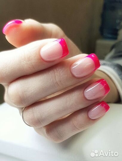 Маникюр Smart-педикюр