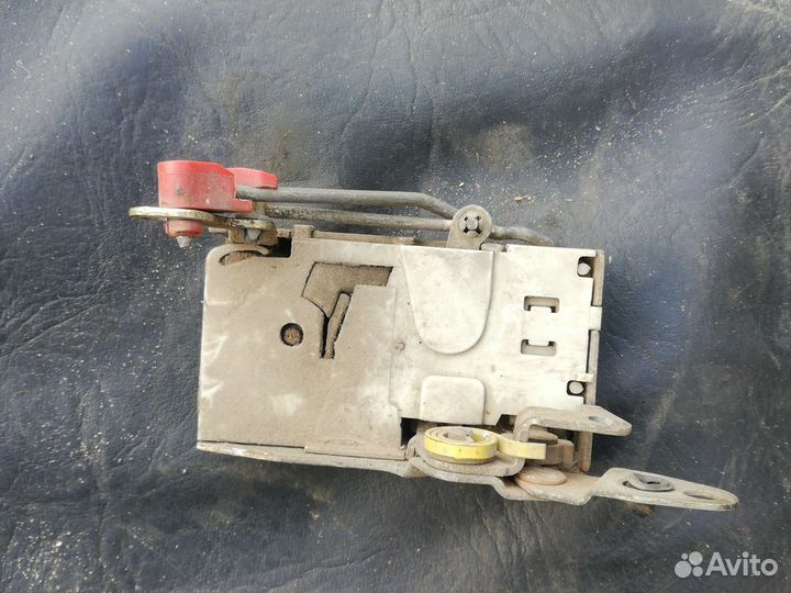Замок задний Форд Сиерра