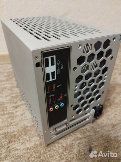 Razen 7 4700s. DDR6 16gb. RX550