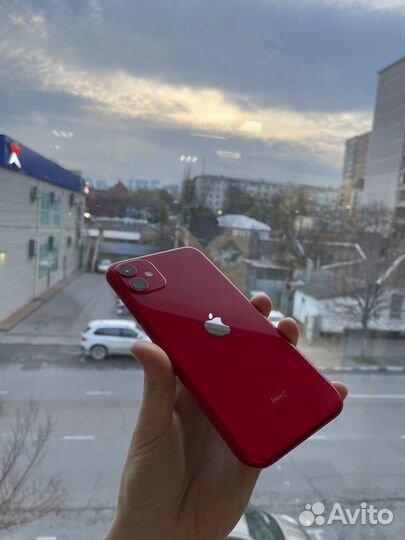 iPhone 11, 64 ГБ