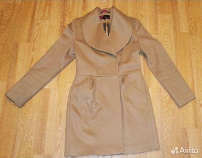 Пальто демисезонное
