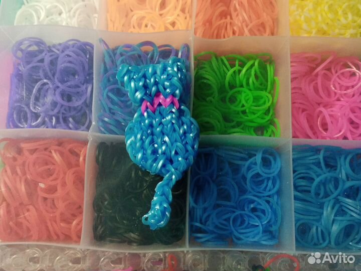 Брелки из резинок кошечки