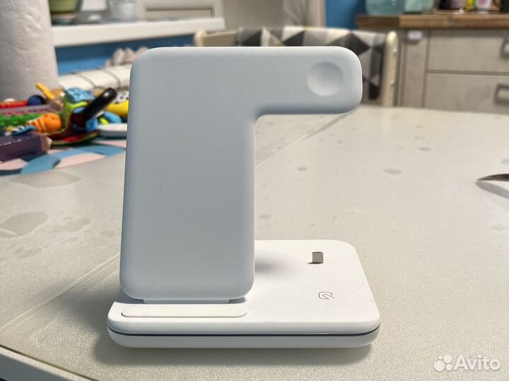 Зарядная станция для iPhone