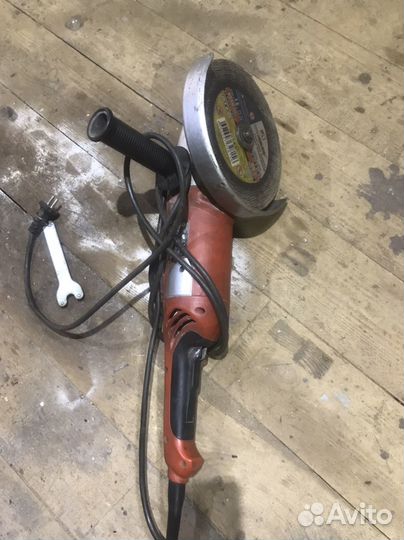 Ушм болгарка 230 black decker