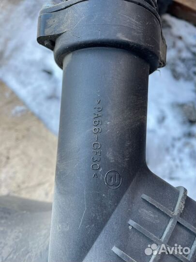 Порше каен 955 957 интеркулер правый