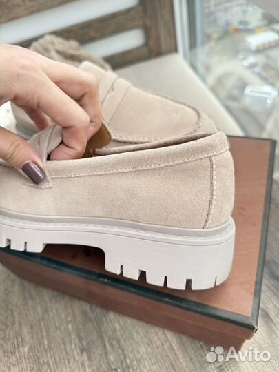 Лоферы женские 38 размер