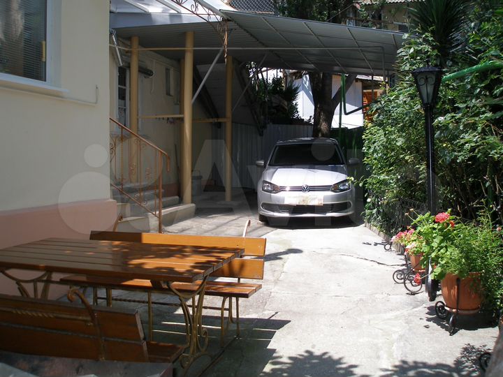 Дом 42 м² на участке 2 сот.