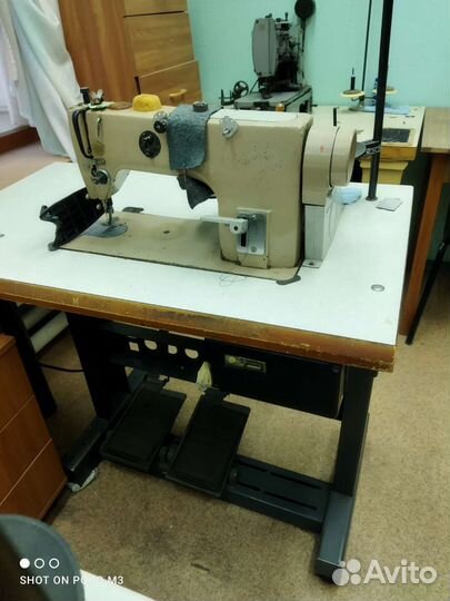 Швейная машинка 1022-М