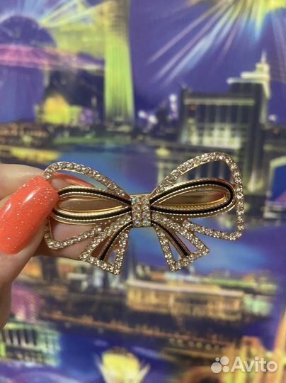 Заколки для волос