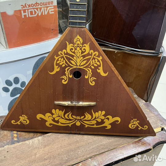 Балалайка трехструнная муз инструмент СССР