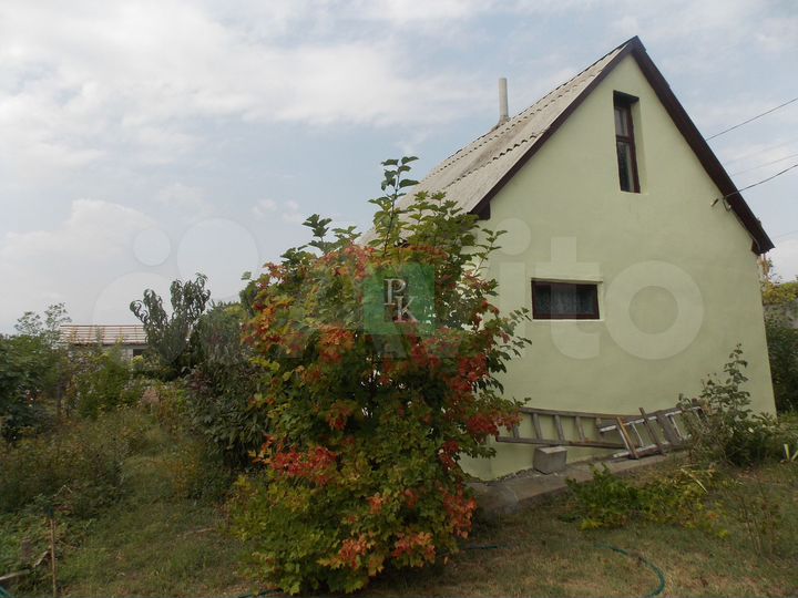 Дом 40 м² на участке 5,6 сот.