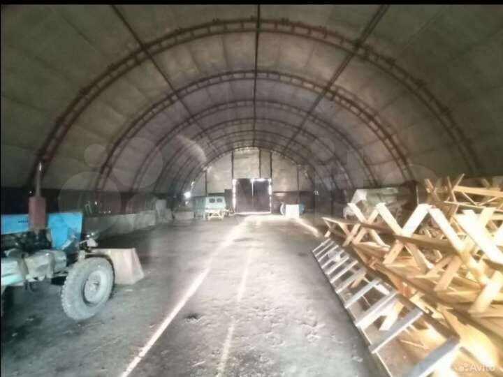 Ангар, 400 м²