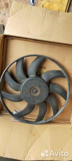 Вентилятор охлаждения радиатора