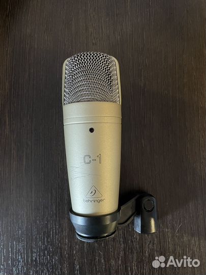 Студийный микрофон Behringer C1