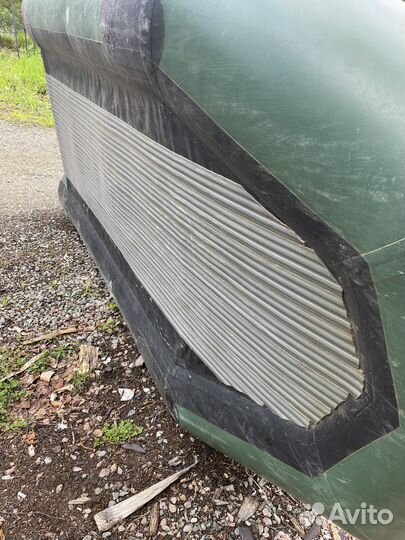 Лодка с мотором