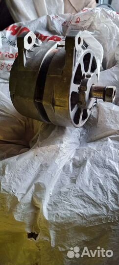 Генератор 14В 40А