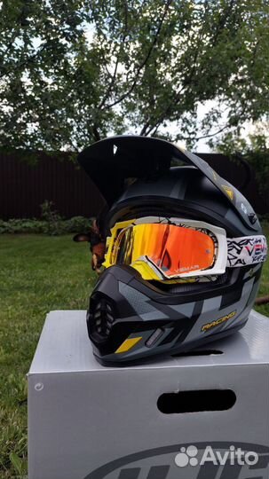 Кроссовый шлем hjc