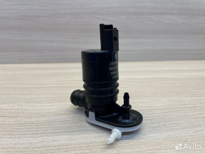 Насос стеклоомывателя LADA X-Ray