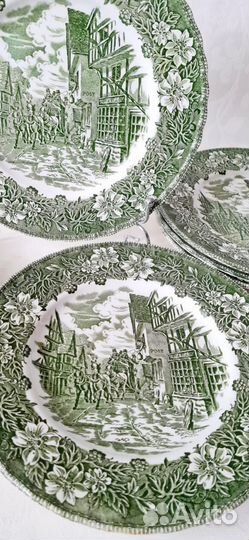 Англия. Тарелки Royal Tudor