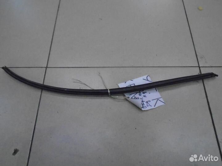Уплотнитель стекла двери задней левой (бархотка в