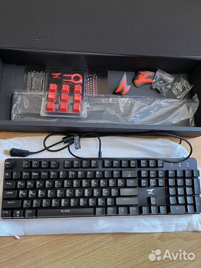Механическая клавиатура Zet blade