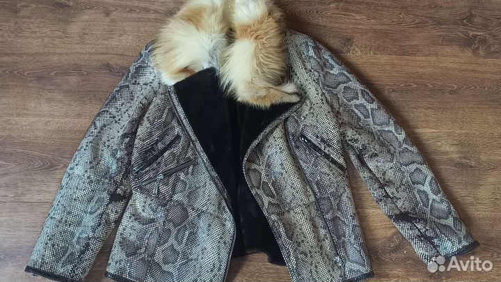 Кожаная куртка с мехом лисы