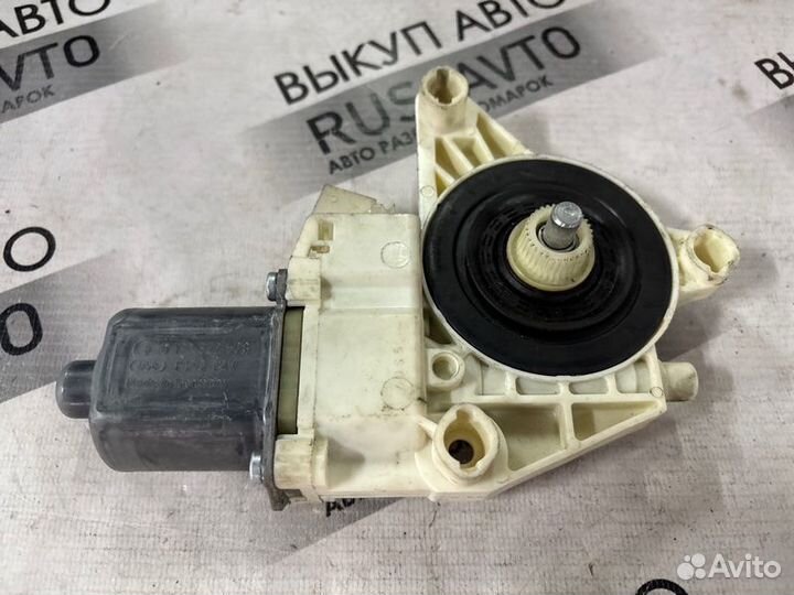 Моторчик стеклоподъемника передний левый Mercedes