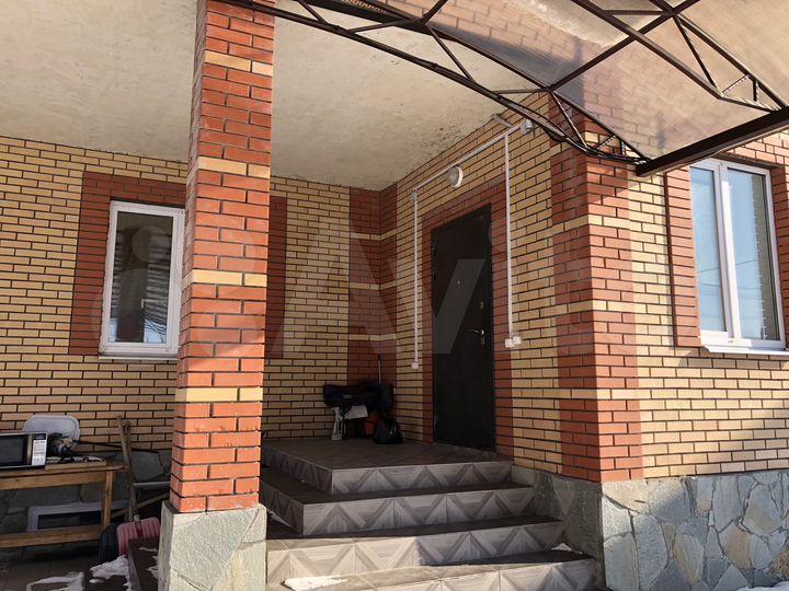 Дом 370 м² на участке 6 сот.