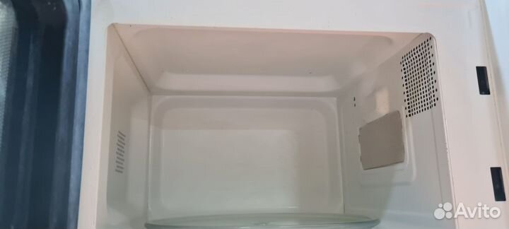 Микроволновая печь vitek VT-1650 (20л) бу