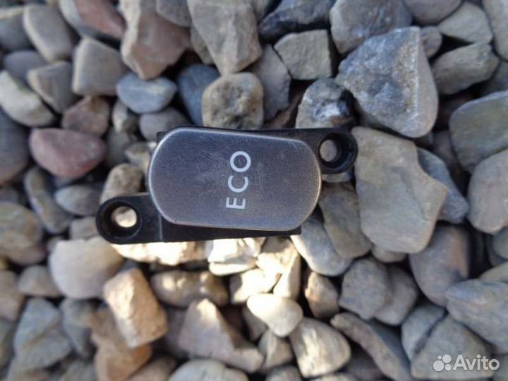 Кнопка Subaru Legacy BP5