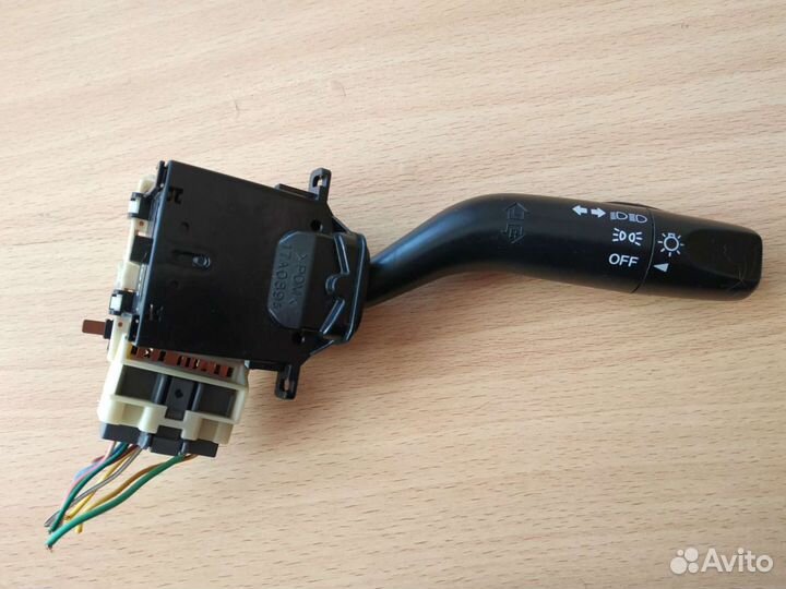Переключатель света и поворотников Mazda BJ
