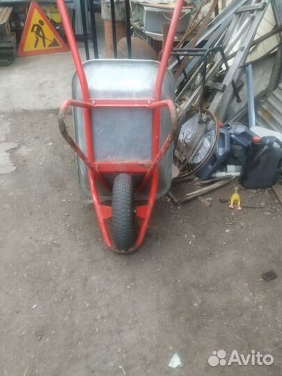 Тачка садовая