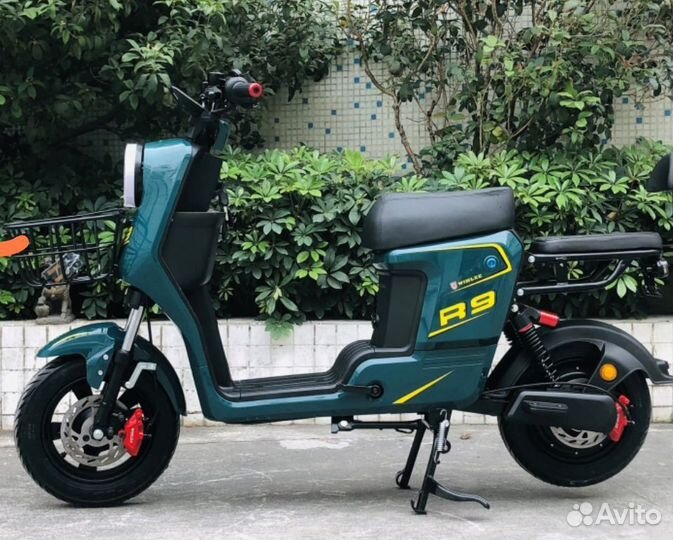 Электроскутер Winlee