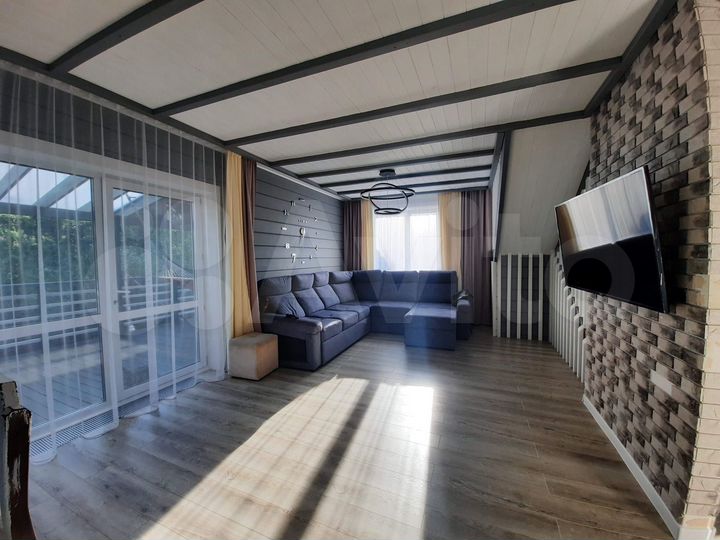 Дом 140 м² на участке 4 сот.