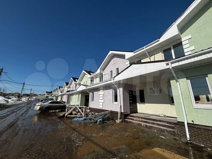 Таунхаус 104 м² на участке 5 сот.