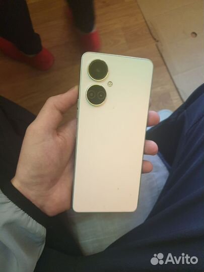 Телефон tecno camon 19