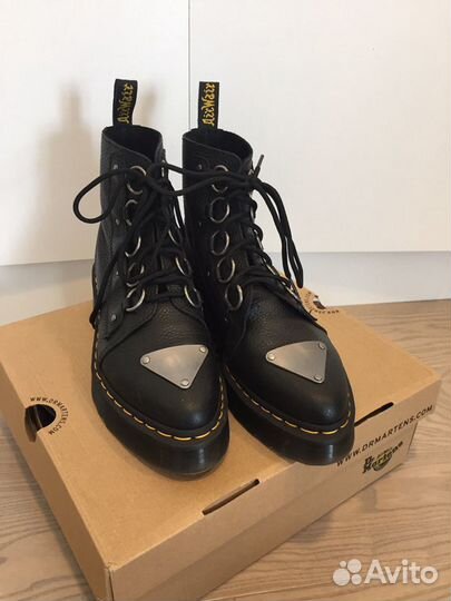 Doc best sale martens farylle